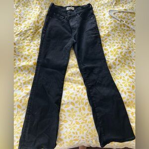 Madewell Mid-Rise Kick Out Crop Jeans